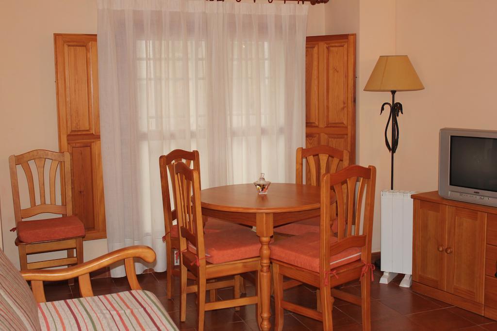 Апартаменти Casa 1340 Мора-де-Руб'єлос Номер фото